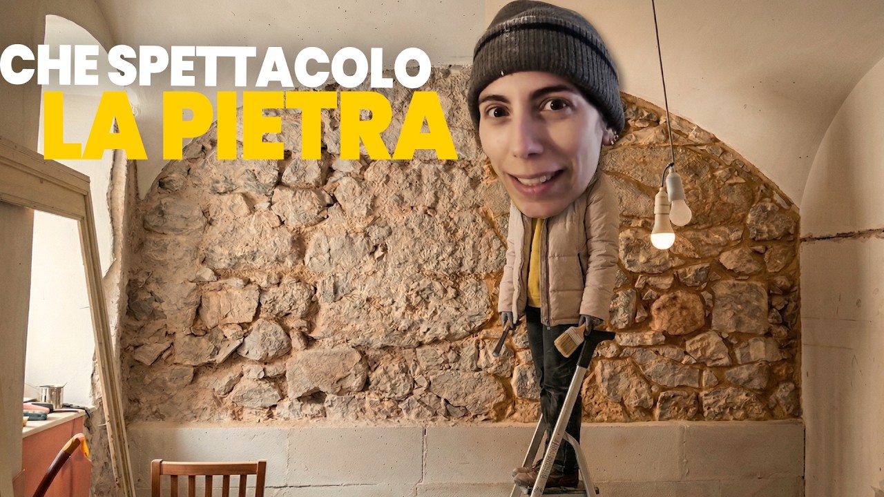 Sotto l&rsquo;intonaco c&rsquo;era QUESTO 😱 - Restauro Casa in Montagna