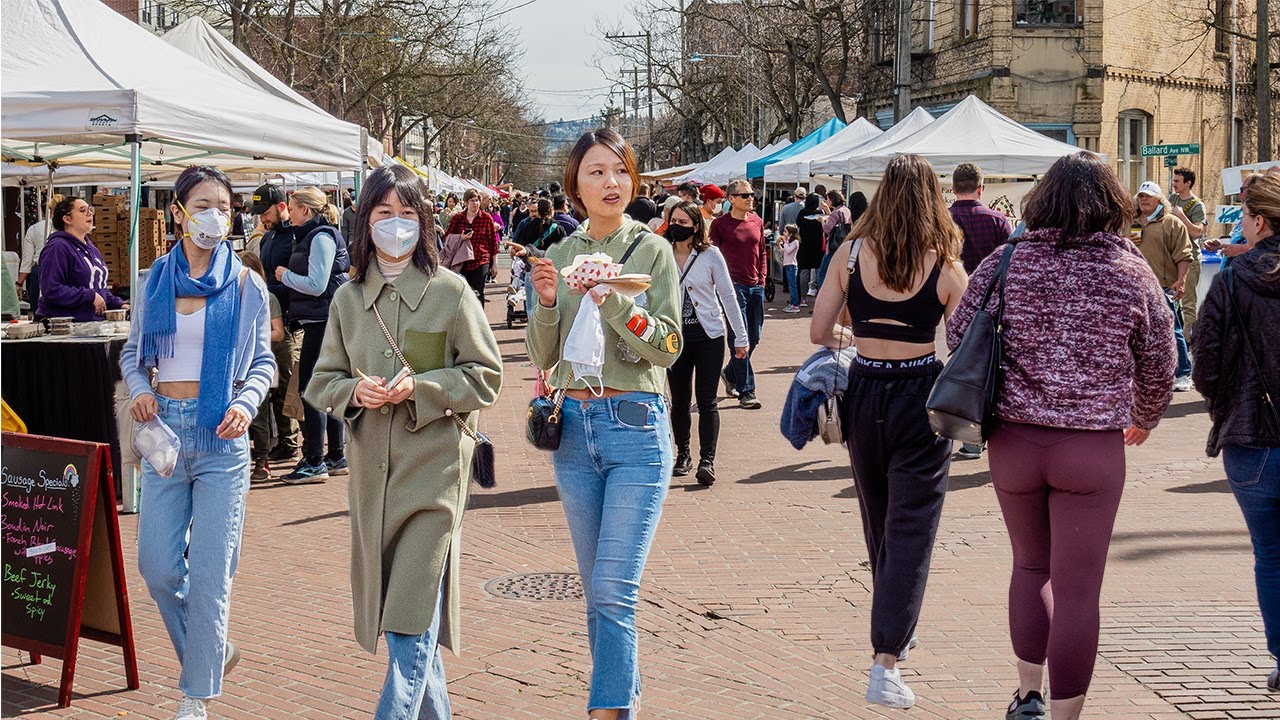Busy Sunday at Ballard Farmers Market (March 2022) | Seattle Walk 🚶