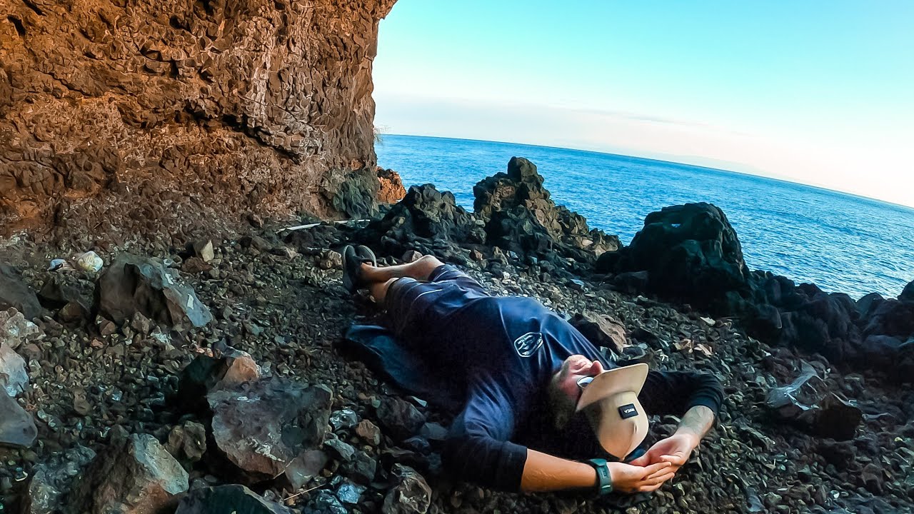 24 hours with NO FOOD, overnight solo island camping on a cliff