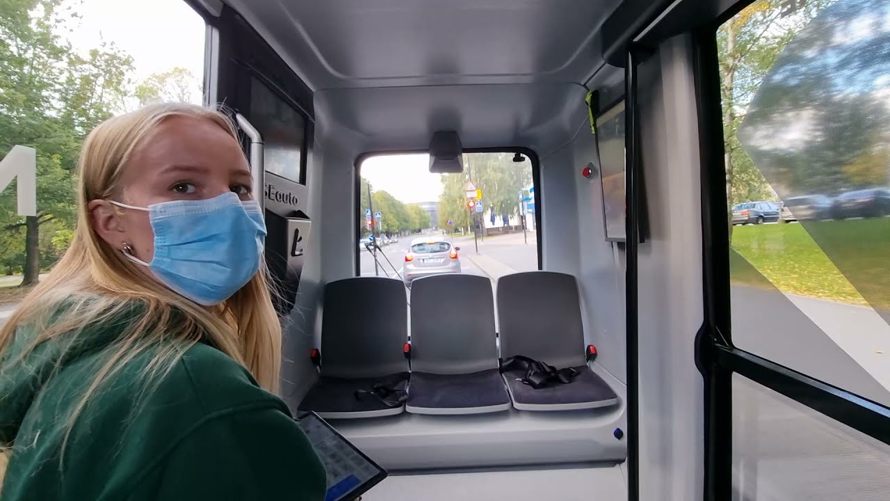 Hugo sõidab isesõitva bussiga ERMi