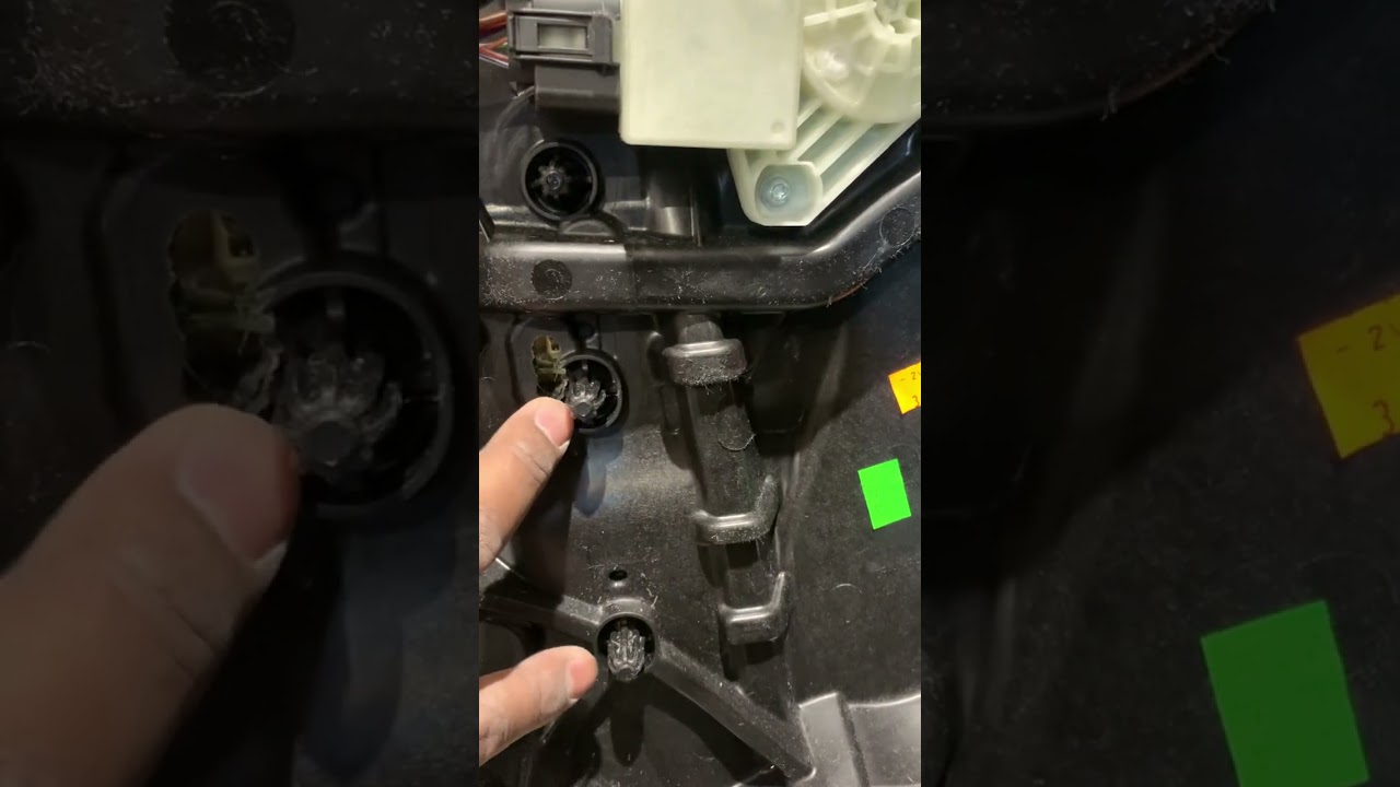 2024 BMW x3 door glass removal