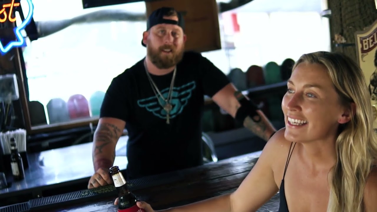Don't Close Your Eyes - Carly Rogers featuring Jesse Keith Whitley
