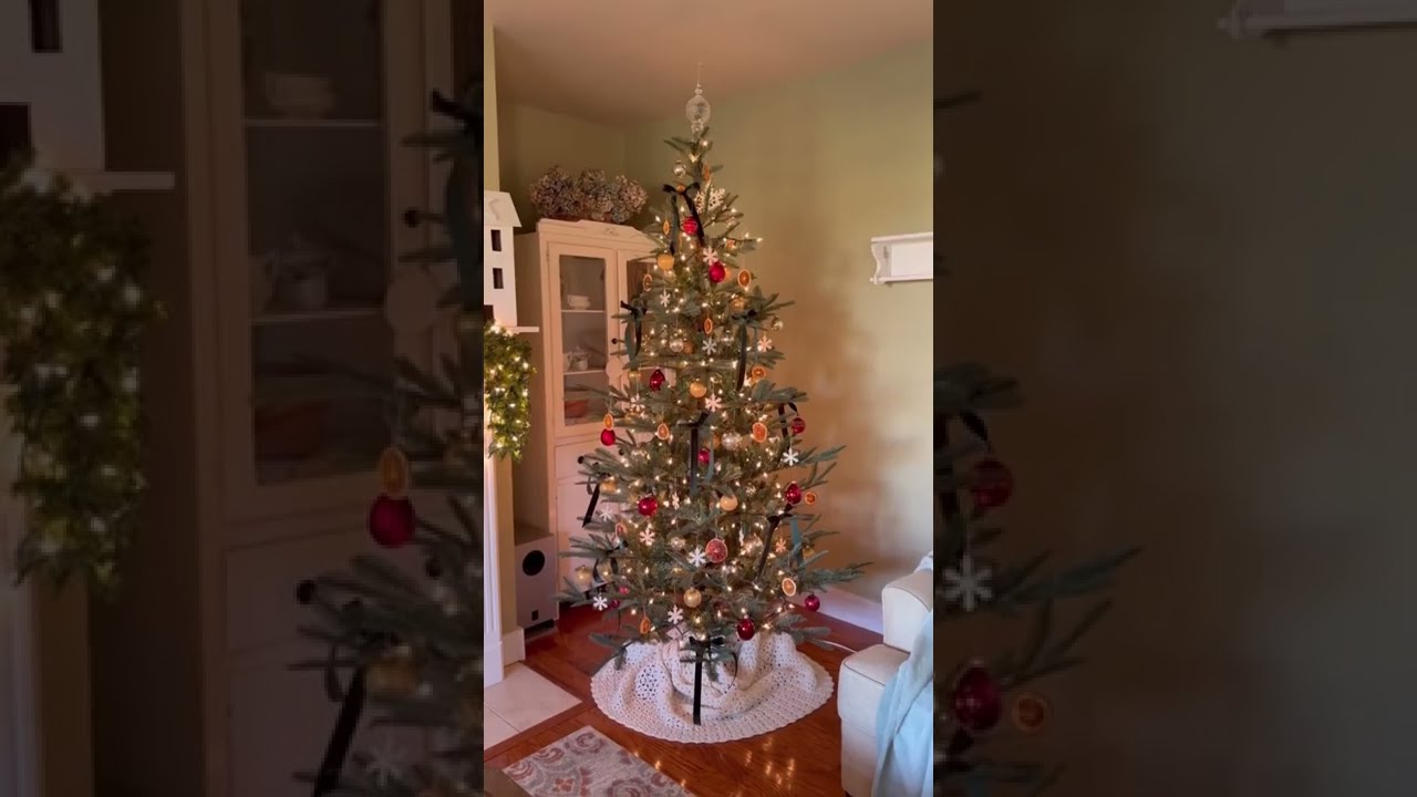 Welcome Christmas Season with King of Christmas