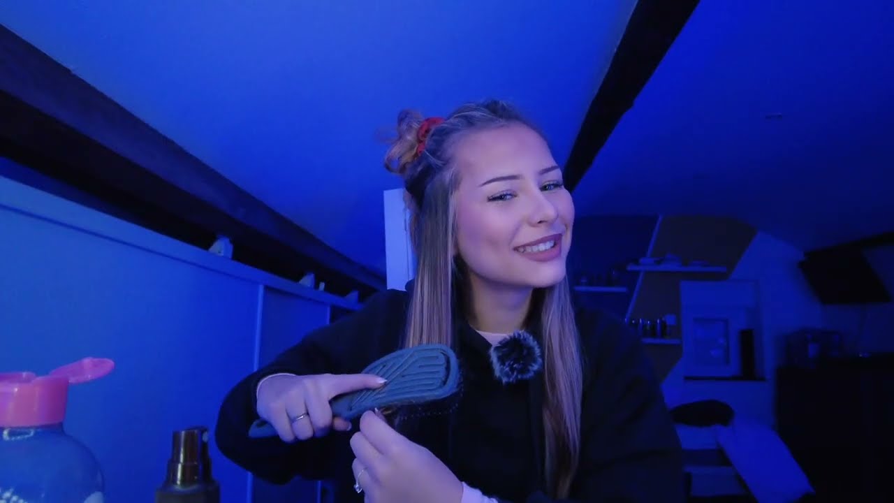 ASMR FR - On papote et je me lisse les cheveux💇‍♀️