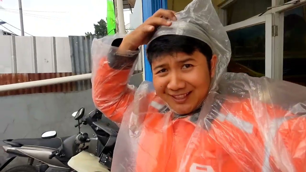PILIH OJOL ATAU KURIR.?