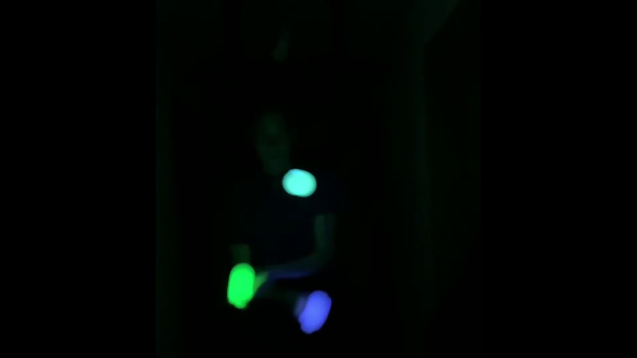 3 Ball Glow Juggling