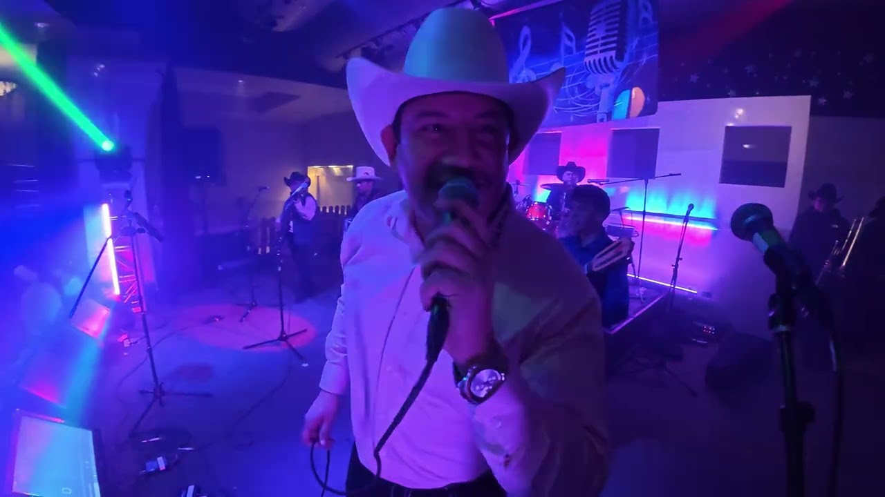 Azul norte&ntilde;o mix live  #norte&ntilde;o #norte&ntilde;as #viral #music #fiesta #bailes @IntocableExperience 