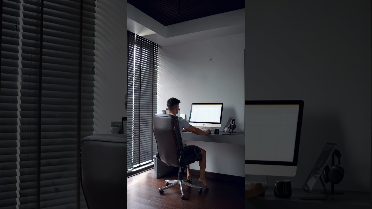 Let&rsquo;s setup my trade/work desk (ASMR) #lifestyle #trading #luxury #dayinthelife