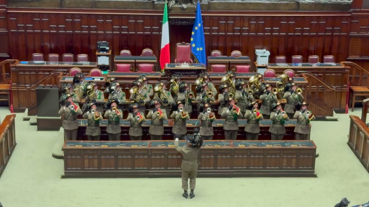 𝟐 𝐠𝐢𝐮𝐠𝐧𝐨 𝐅𝐞𝐬𝐭𝐚 𝐝𝐞𝐥𝐥𝐚 𝐑𝐞𝐩𝐮𝐛𝐛𝐥𝐢𝐜𝐚 🇮🇹 - 𝐈 𝐁𝐞𝐫𝐬𝐚𝐠𝐥𝐢𝐞𝐫𝐢 𝐚𝐥𝐥𝐚 𝐂𝐚𝐦𝐞𝐫𝐚 𝐝𝐞𝐢 𝐃𝐞𝐩𝐮𝐭𝐚𝐭𝐢