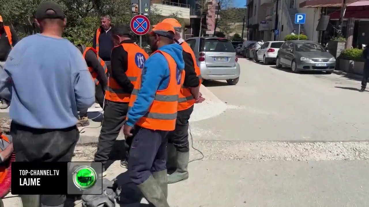 Top Channel/ Pitbulli sulmon 4-vje&ccedil;aren n&euml; Vlor&euml;, e mitura plagoset n&euml; kok&euml;