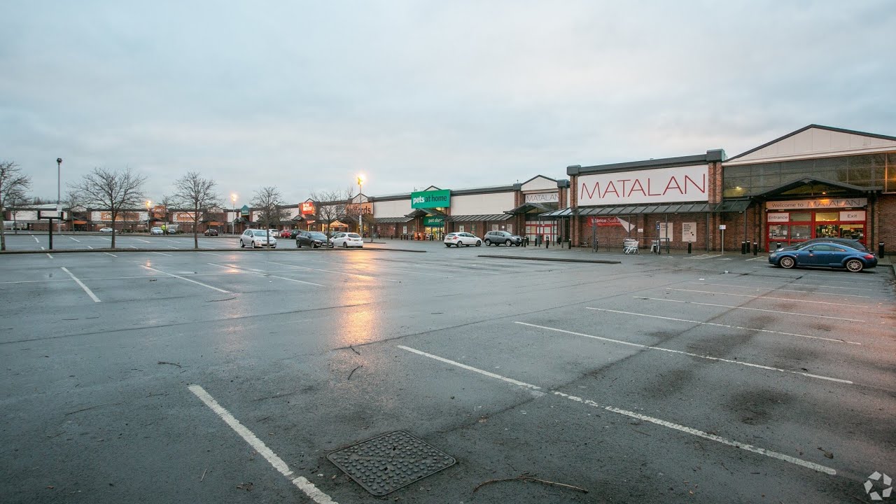 Прогулка по Bescot Retail Park и стадиону Walsall FC