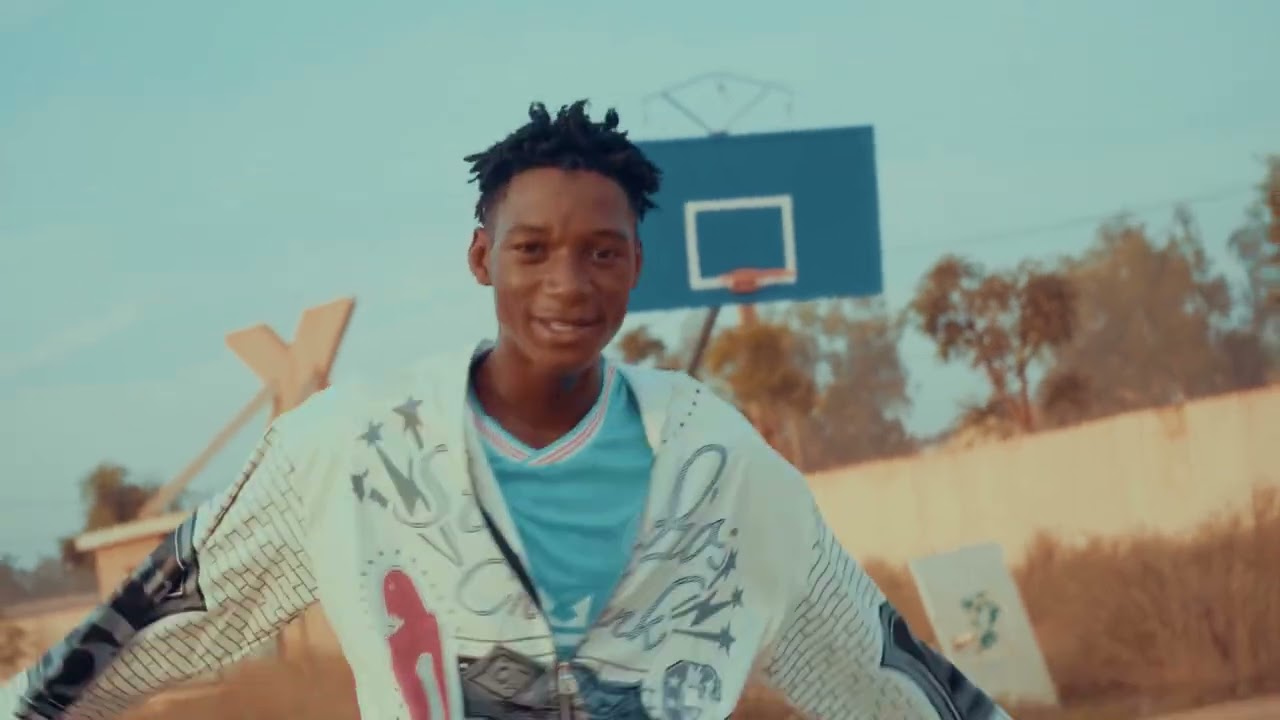 ADOU KING_MAMOUKOUSSA(clip officiel)2026.mp4
