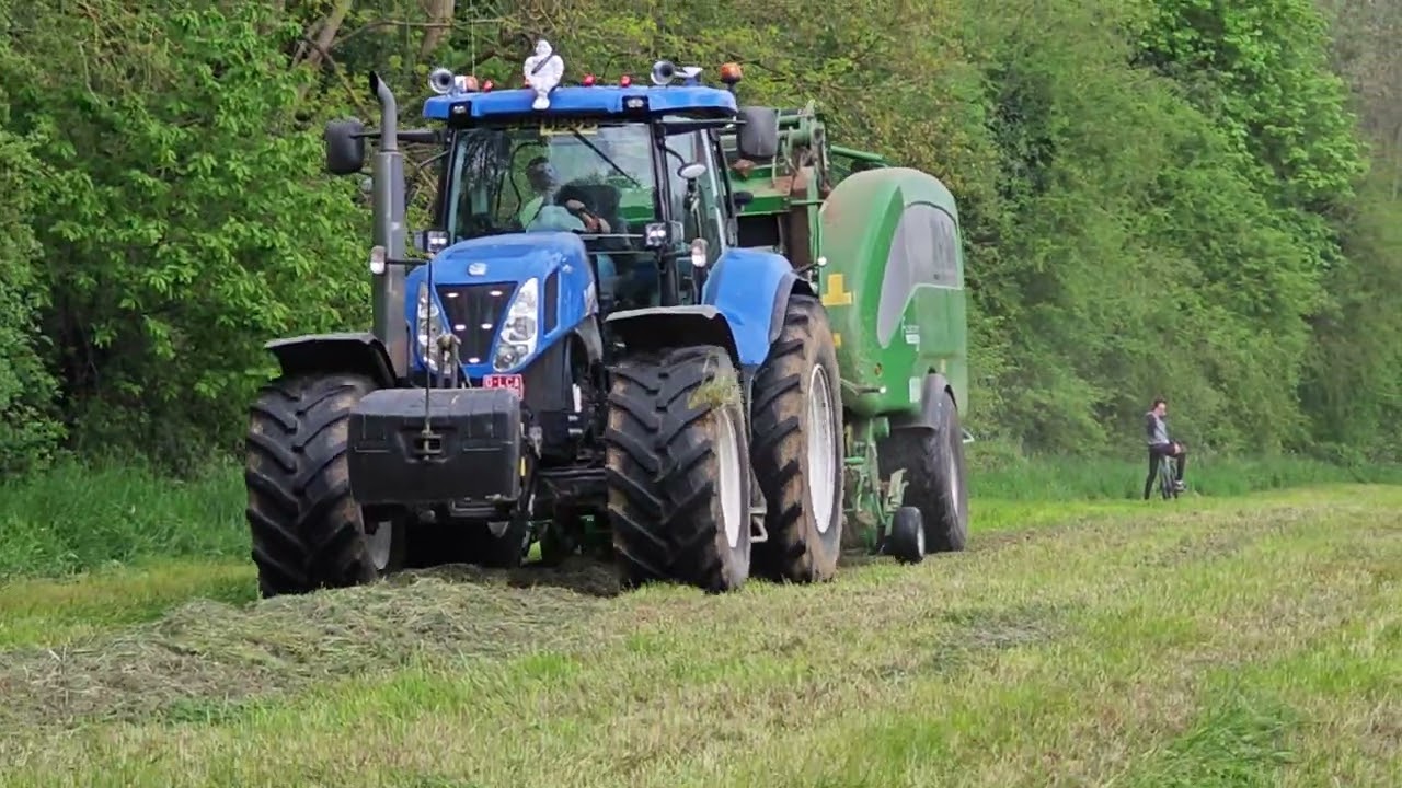 Pressage & Enrubannage New Holland T7.260 & Presse Mchale Fusion Vario