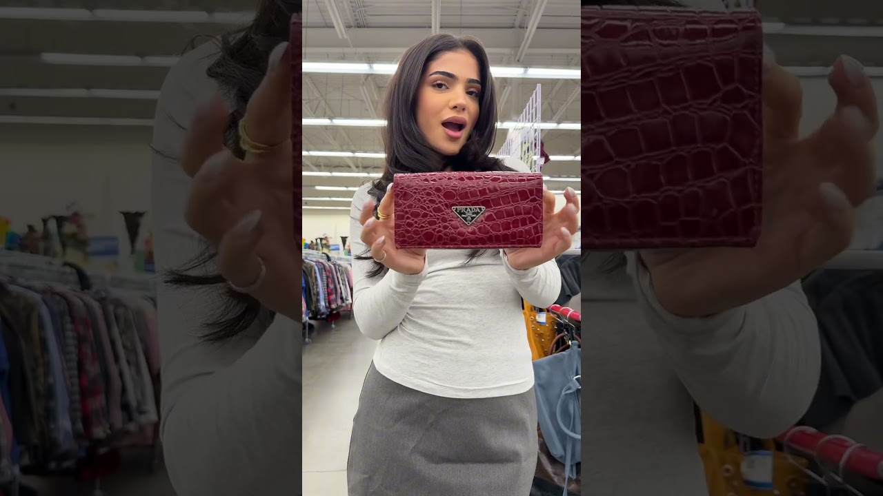 thrift with me&hellip;the DESIGNER, fur coat & purses#thrifting
