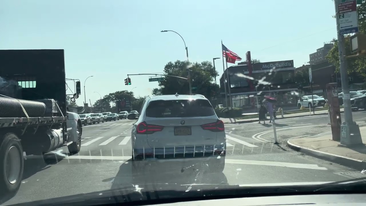 NYC driving. 140 blocks of Northern Blvd, Queens