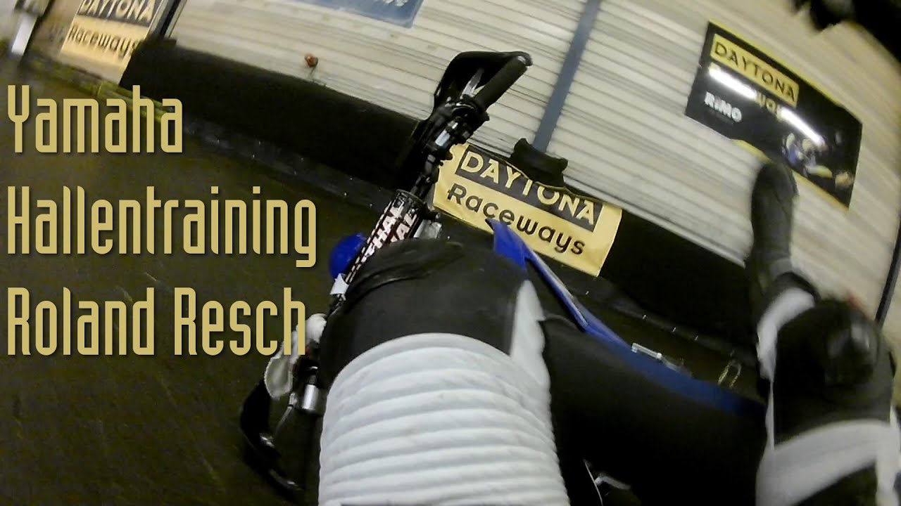 Yamaha Hallentraining Roland Resch in der Daytona Karthalle
