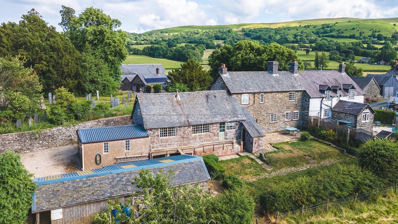 Tynllan, Llanerfyl - Video tour