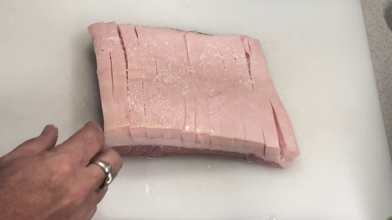 How to Make a Danish Crackling (Flaeskesteg)