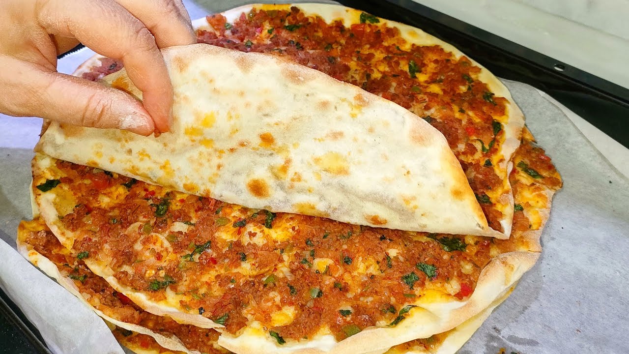 DAHA KOLAY TARİF YOK‼️Tavada 5 Dakikada Lahmacun Tarifi #tarif #keşfet #fyp 
