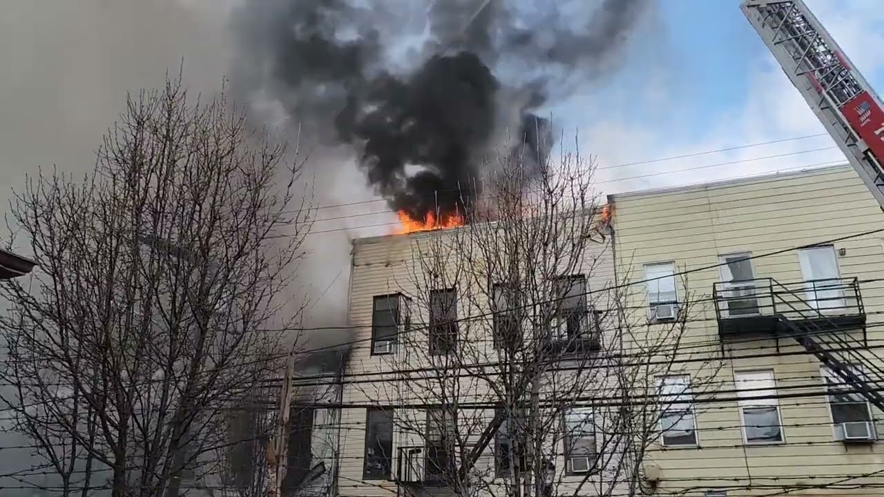 P2 2 Major 5th Alarm Fire Bergenline Ave (Union City) Only 3 miles Apart At The Same Time 2-8-23