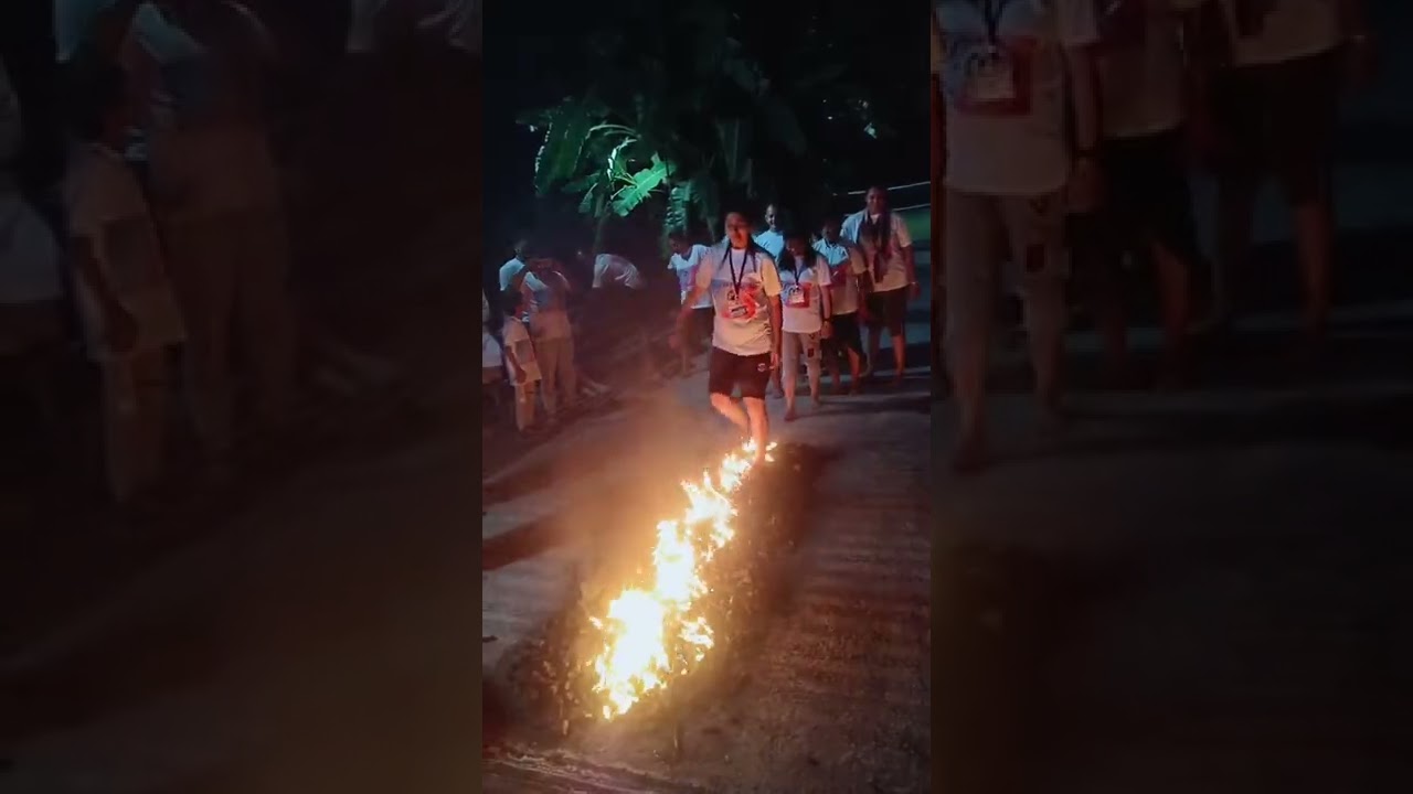 Fire walking done by Vaishali Gavali