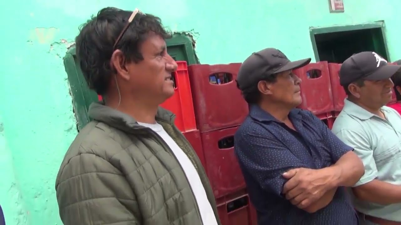 Entrega de res en Tauca 2023