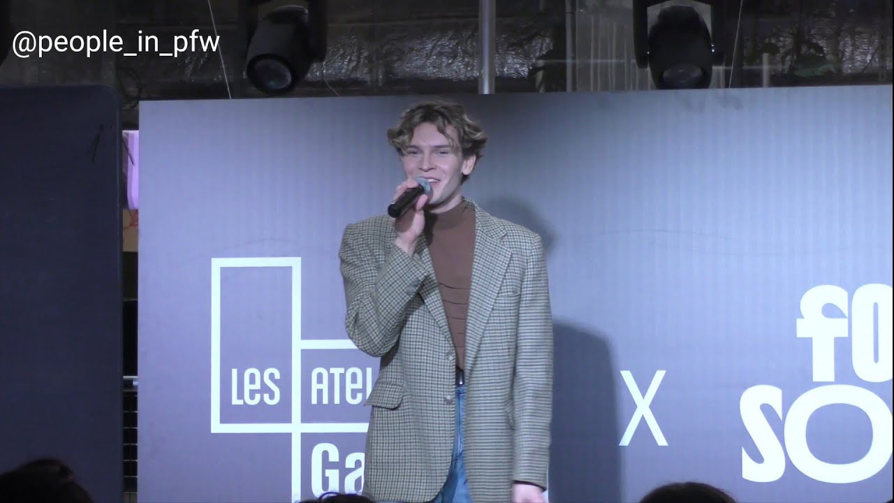 Louis Albi (Finaliste Star Academy 2022) - Showcase + Dédicaces à Paris Montparnasse - 17.12.2023