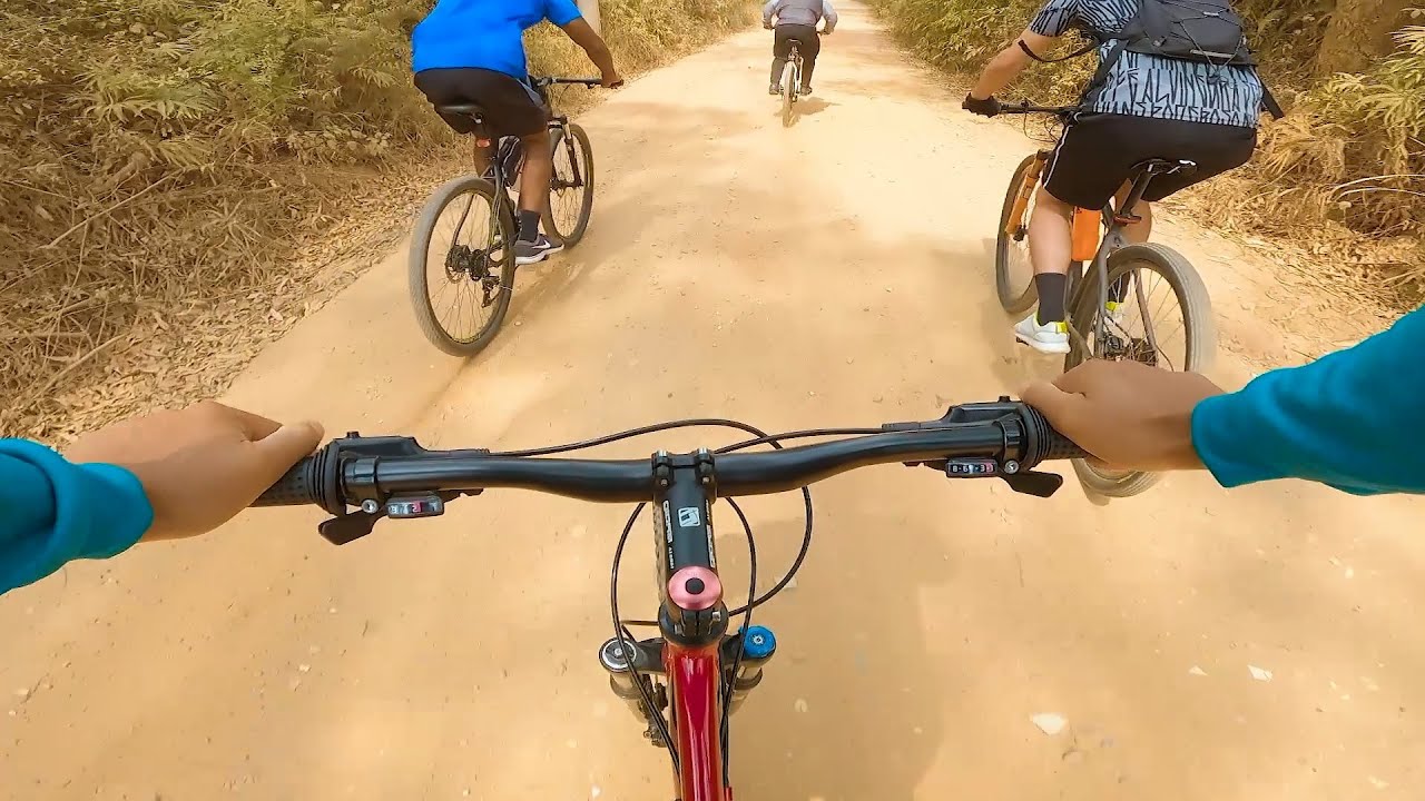 Trilha na Serra do Japi de Mountain bike