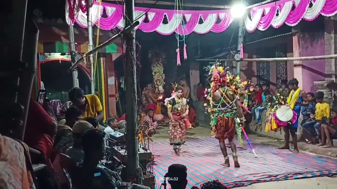 mahulia chadheya chadhouni danda nacha jay baba gadeswara 🙏🙏🙏