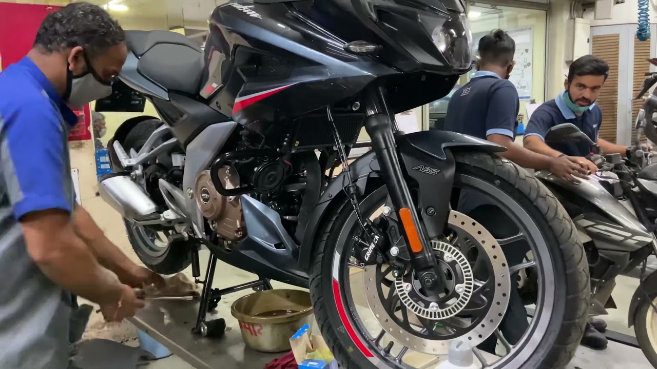Pulsar F250/250F first free service