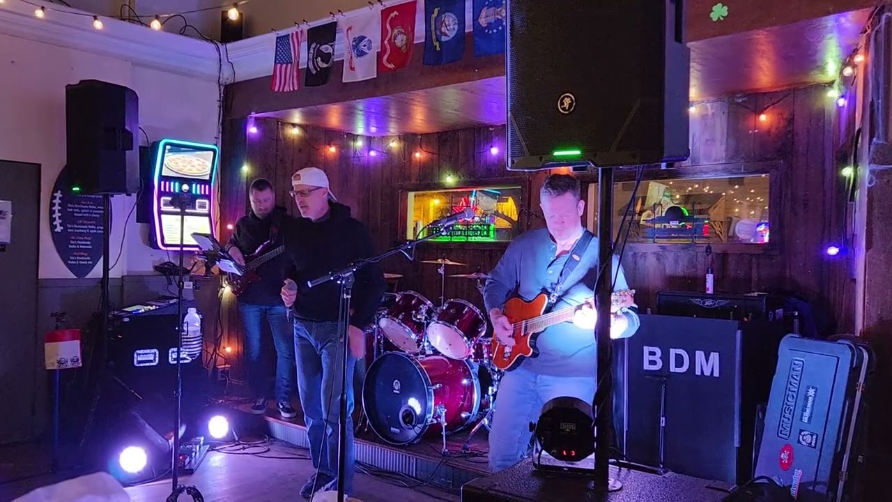 Dirty White Boy - A Bulldog Mack Live Cover