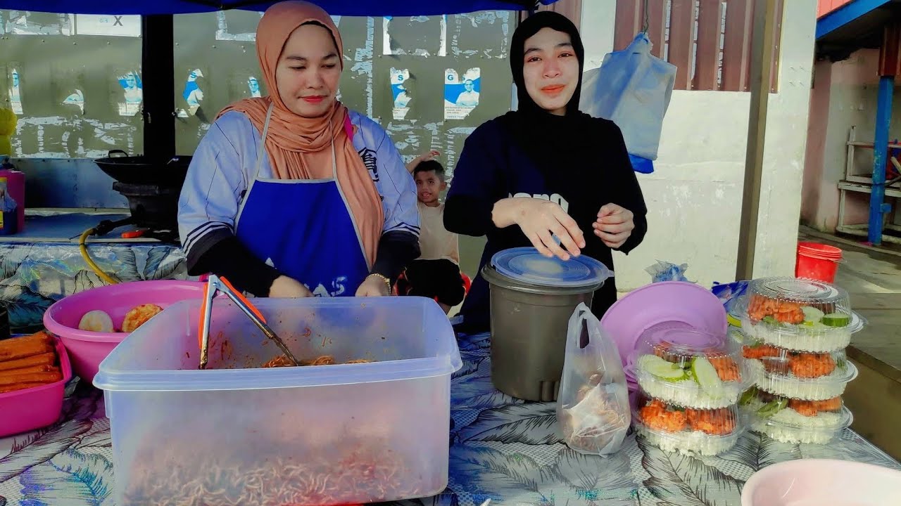 Lagi Meriah gerai jualan kueh Ramadan  kampung Hidayat Batu 4 Tawau