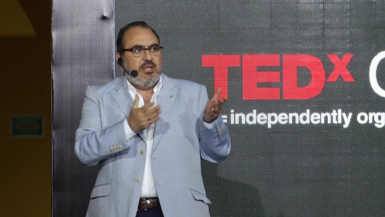 El peso de la Historia | Alejandro Rosas | TEDxCalzadaDeLosHéroes