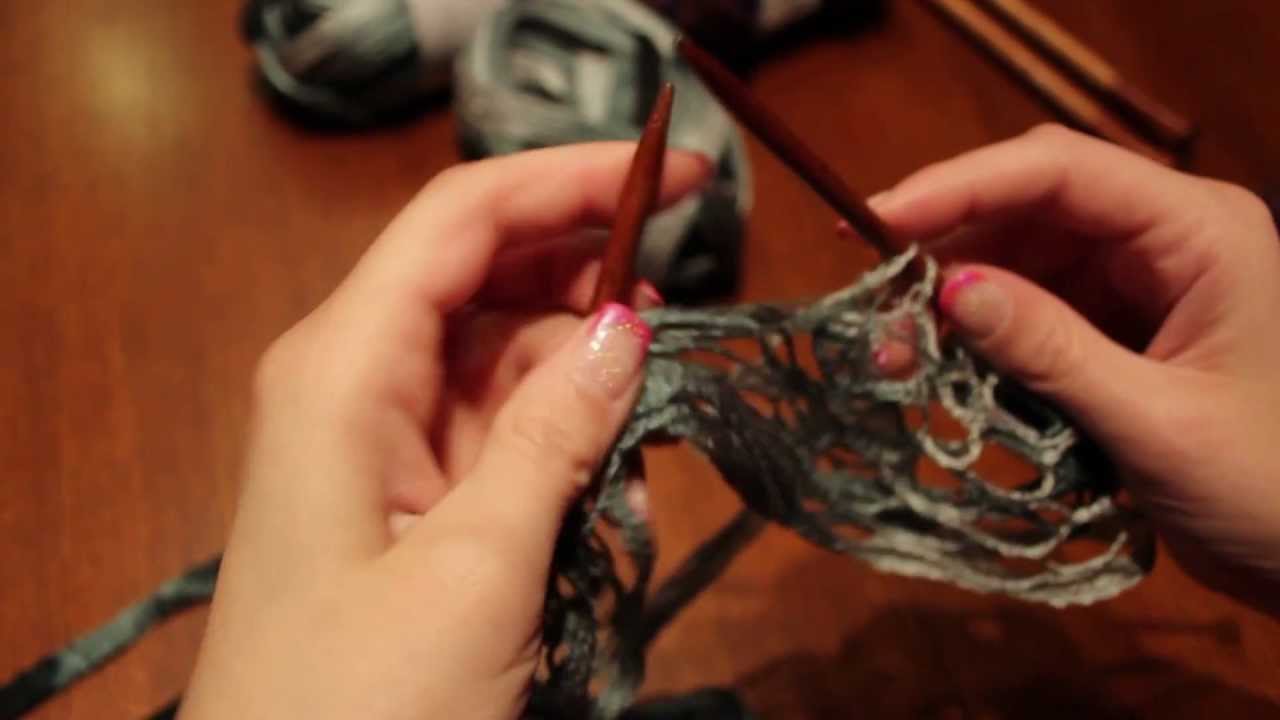 How to knit a Ruffle Scarf and fix a knot when knitting ruffle yarn