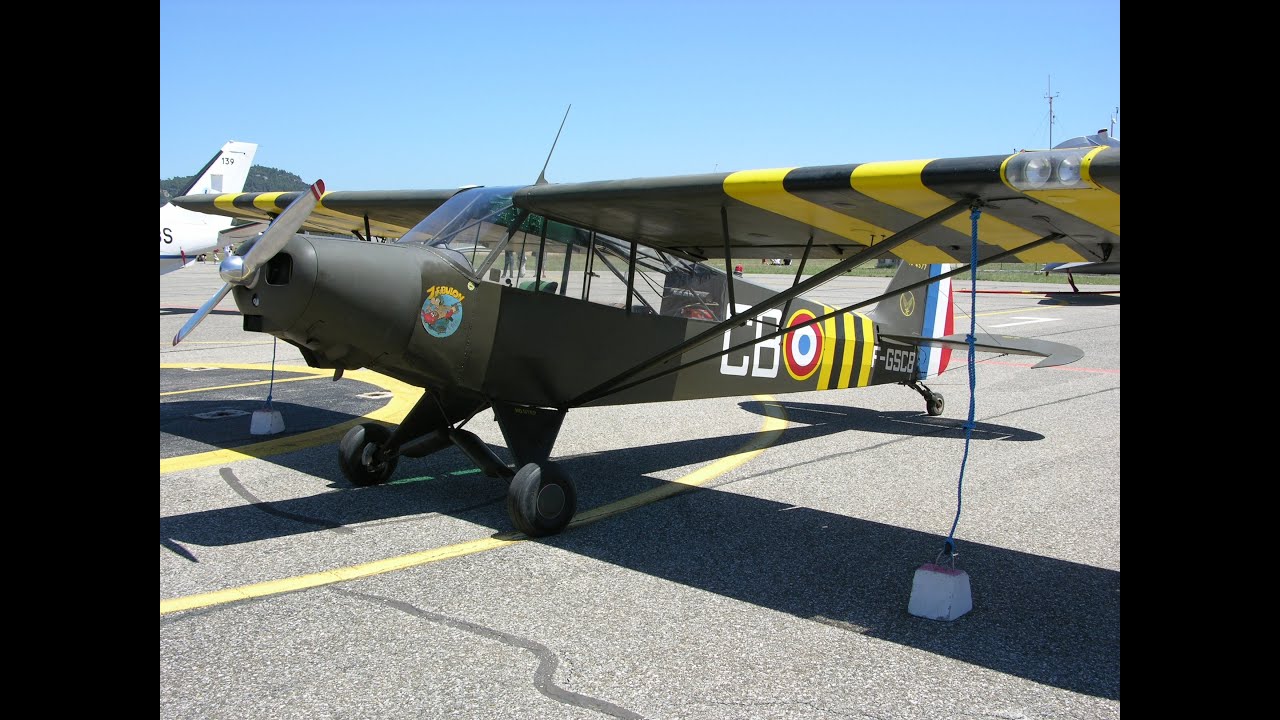Piper PA 18 - utility aircraft - HD