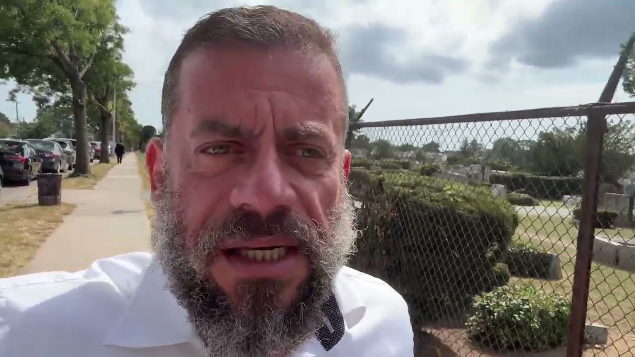 Látogatás a Rebbe sírjánál, búcsú New Yorktól