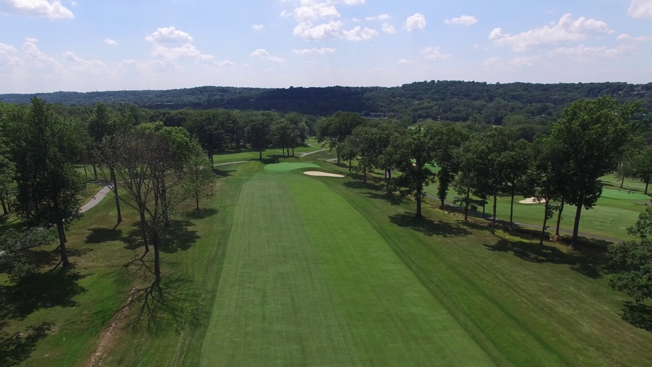 Montclair Golf Club: Montclair Course Flyover - Hole 1of4