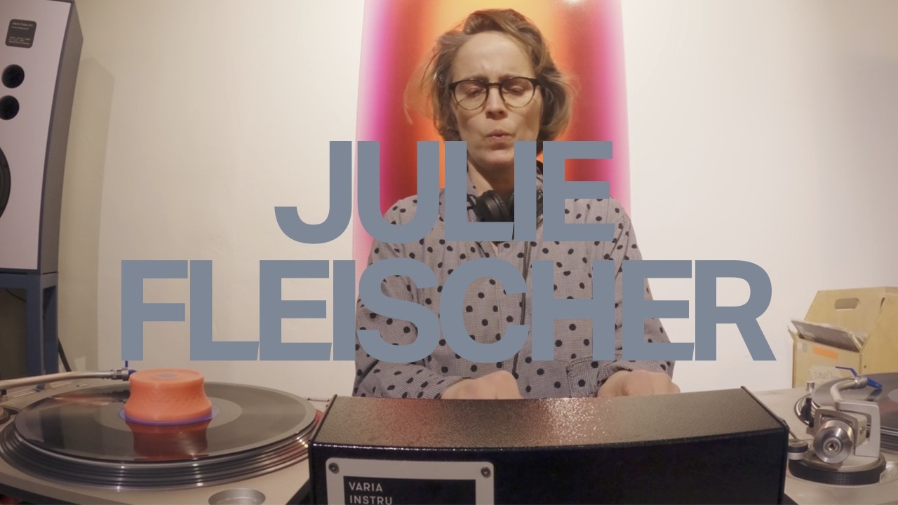 JULIE FLEISCHER // RIVIERA RECORDS INSTORE SESSION