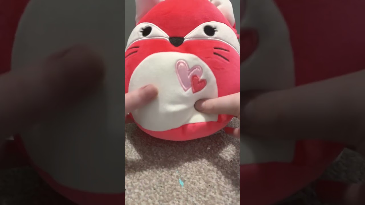 Unboxing fifi the fox new member to my collection