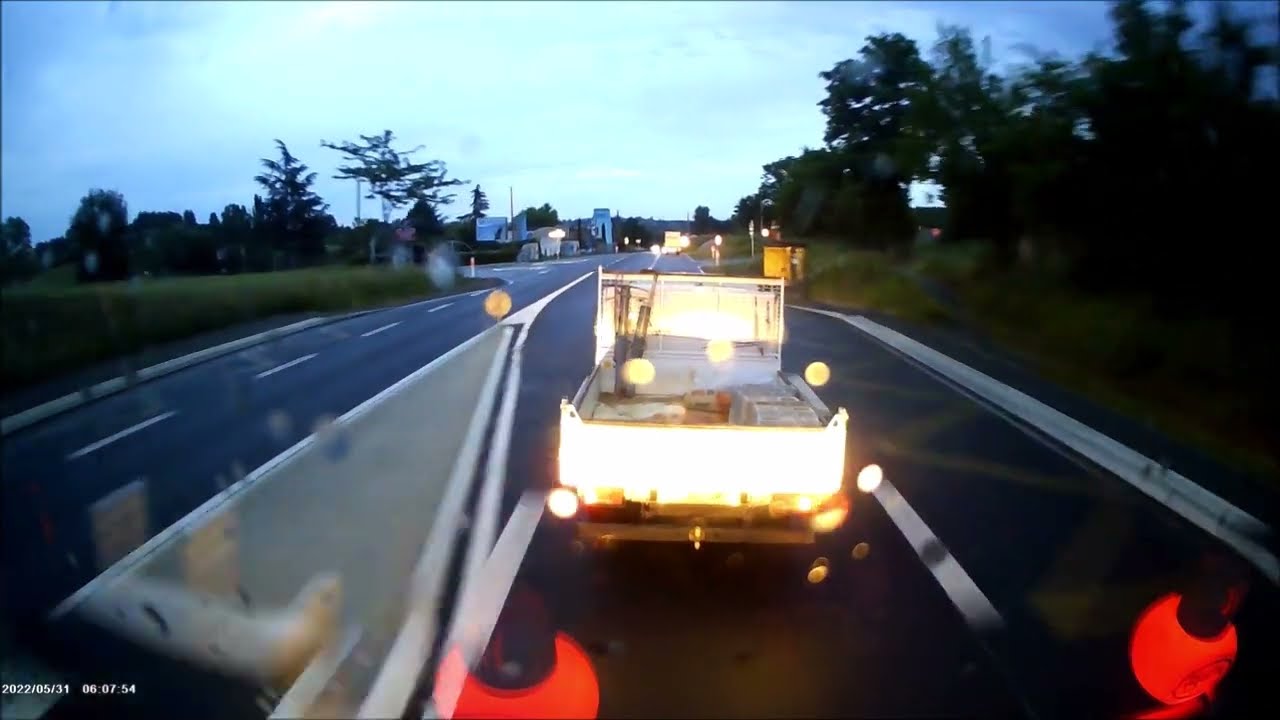 DASHCAM - Les Perles de Bip Bip... J'envoie les motards à sa poursuite!!!