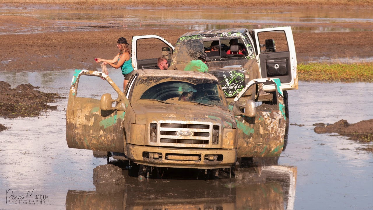 Redneck Mud Park - Hammered Down
