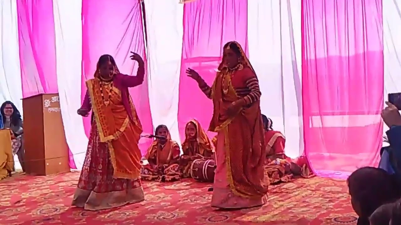 आज फिर गई जलना के स्कूल में जो लोग फर्स्ट सेकंडआए थे यह रहा यहां का कार्यक्रम 🙏☺️