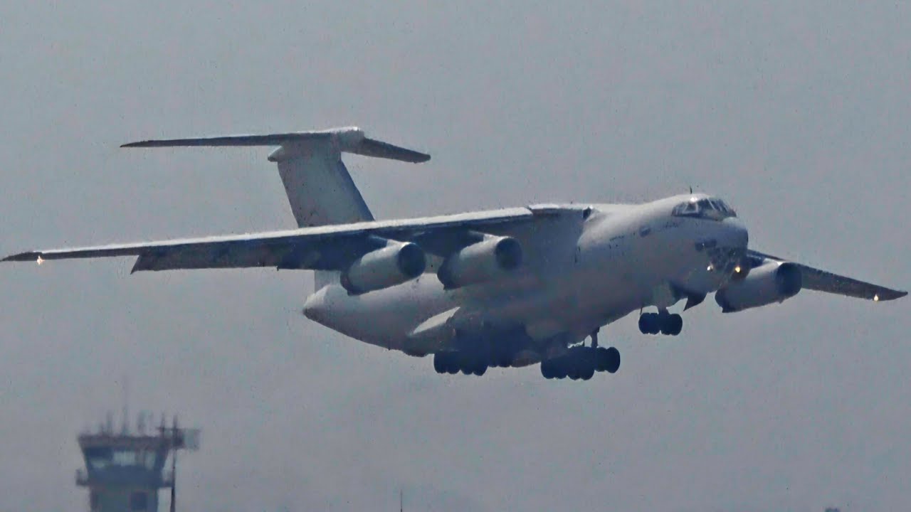 Massive Russian Cargo Plane in Nepal😍 | Plane Spotting at Kathmandu Airport