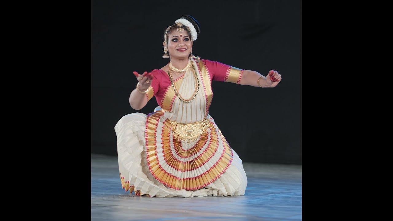Gurupavanapuri Varnam performed at Koodalmanikyam Temple festival @Irinjalakuda on 18th May 2022.