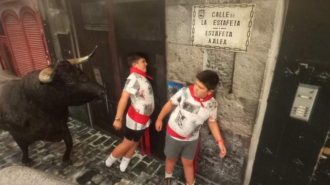 Visitamos Pamplona y hacemos el recorrido del encierro de San Fermin