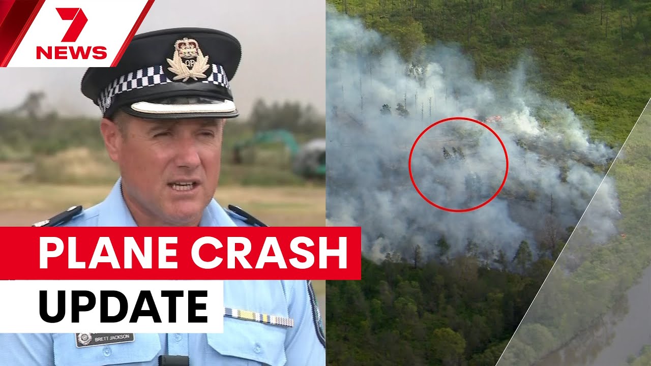Light plane crashes after takeoff killing two in Queensland | 7NEWS