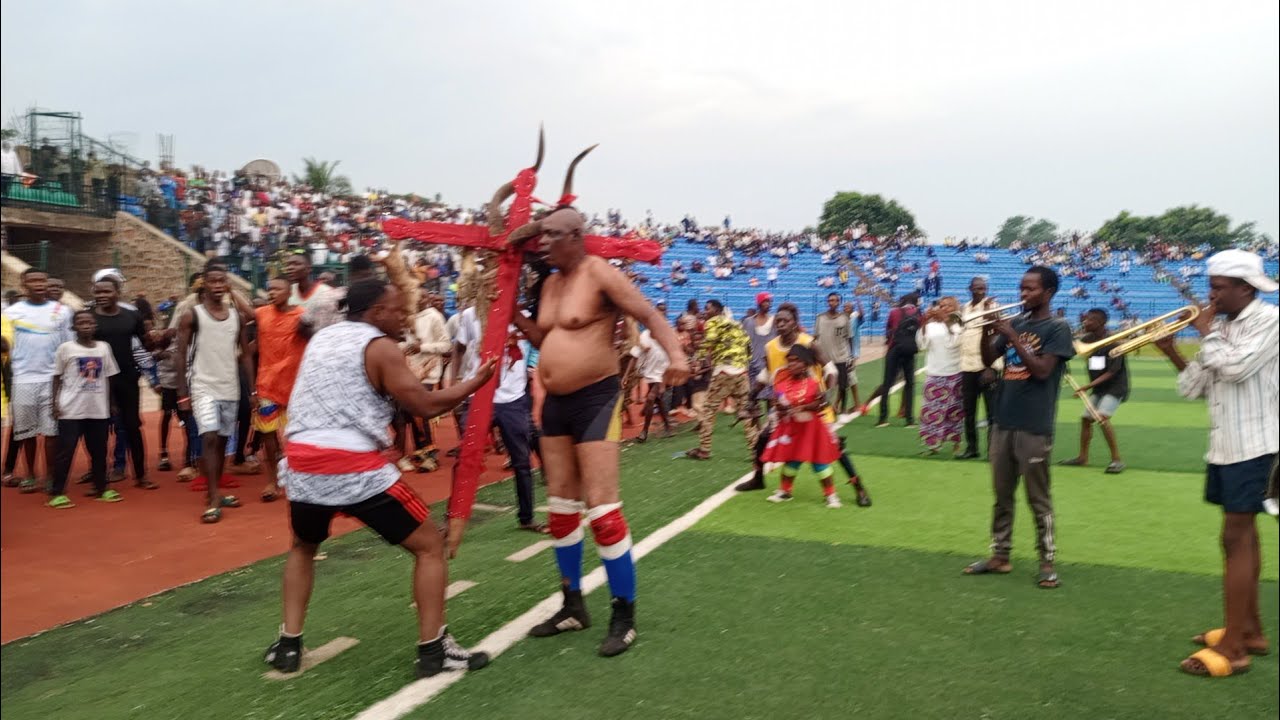 SUPER ANGULUMA vs ARC-EN-CIEL & RATON COMBAT DE CATCH CONGOLAIS BJ