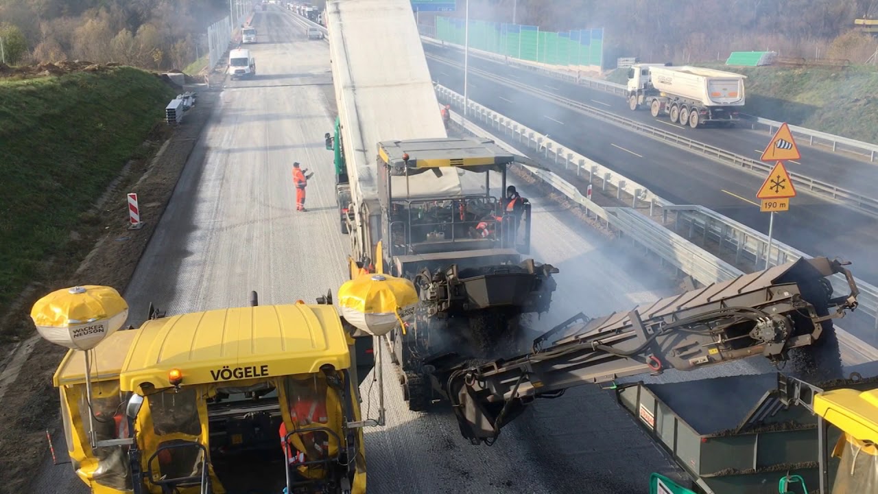 Autostrada A2 (Highway A2) Obwodnica Poznania - Układanie naw. bitumicznej