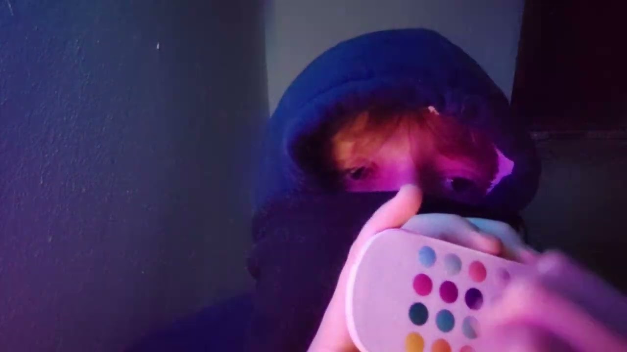 ma première vidéo asmr !