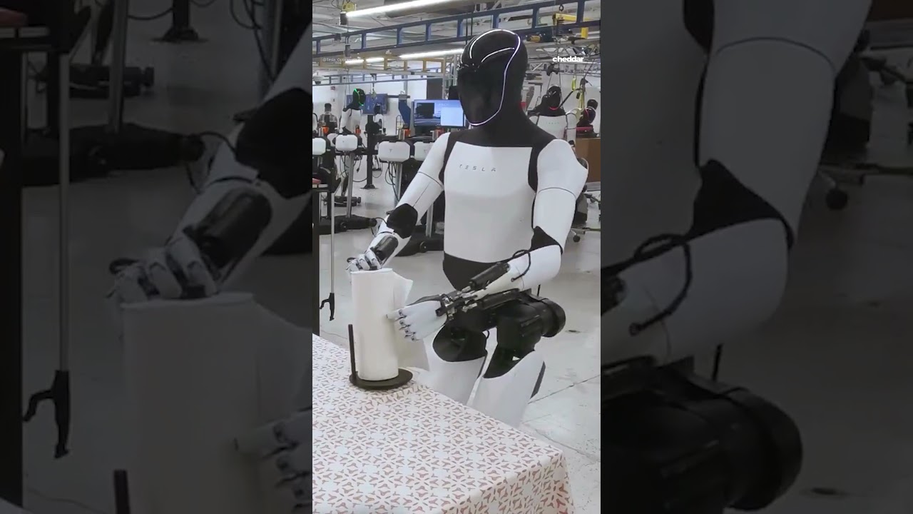 Watch Tesla&rsquo;s Optimus robot do household chores